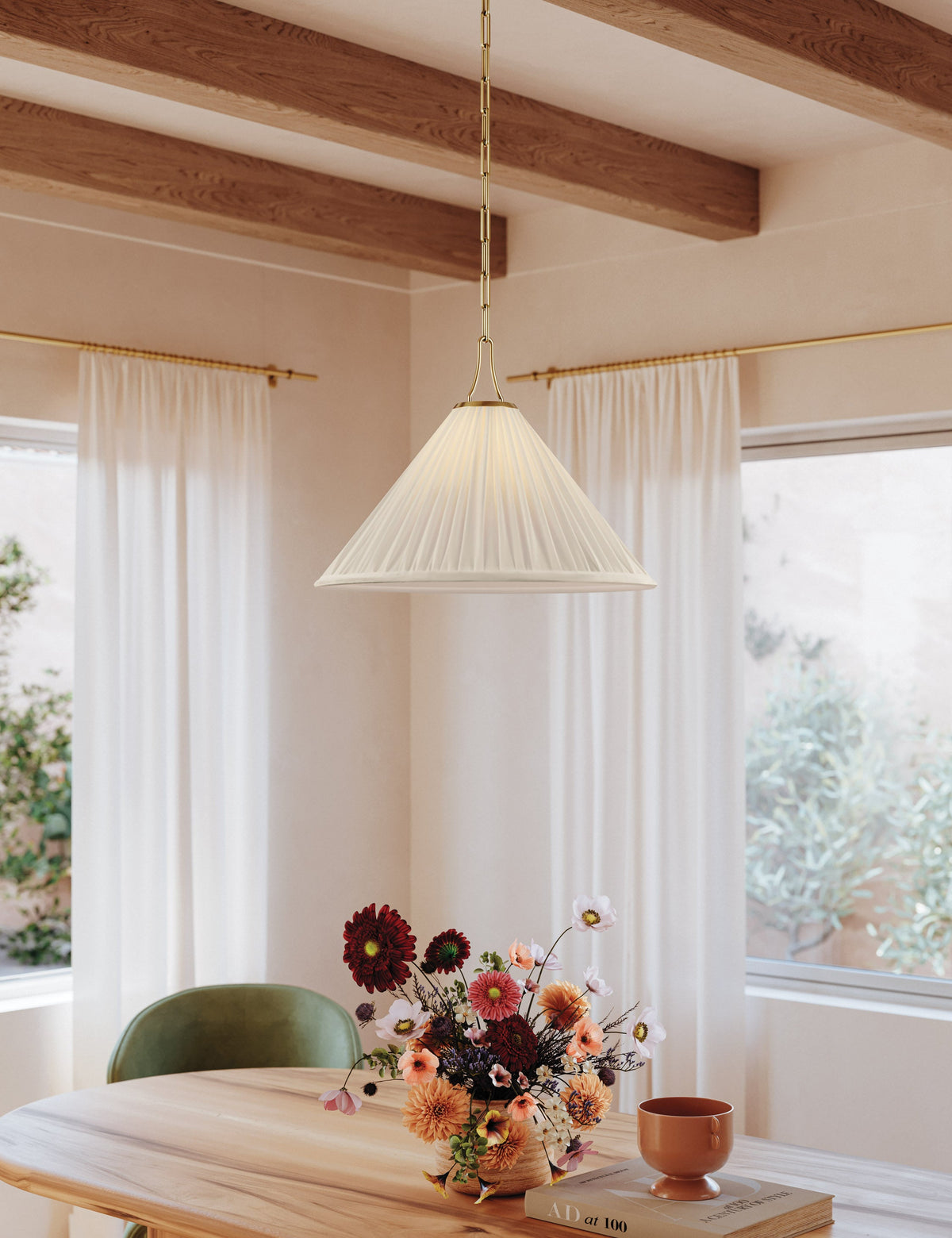Dalos Pendant Light - Modern Ceiling Pendant Light for Dining Rooms in a room
