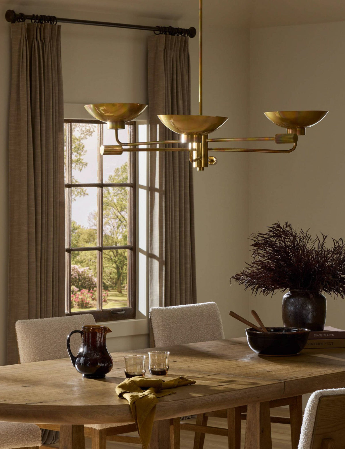 Edgar Chandelier - Dining Room Chandelier Fixture for Dining Rooms in a room