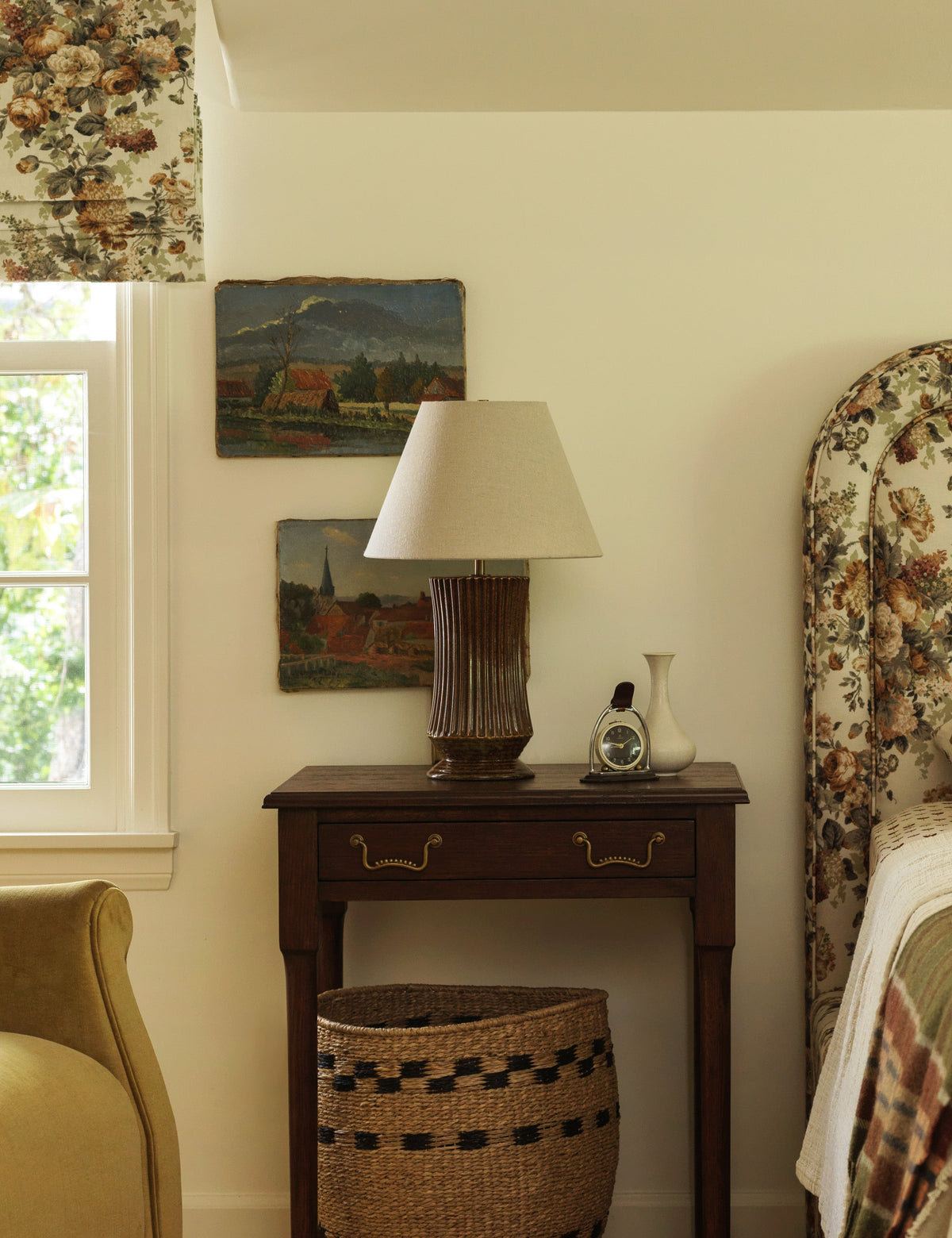Alta Table Lamp - Designer Table Lamp for Nightstands | Home Lighting