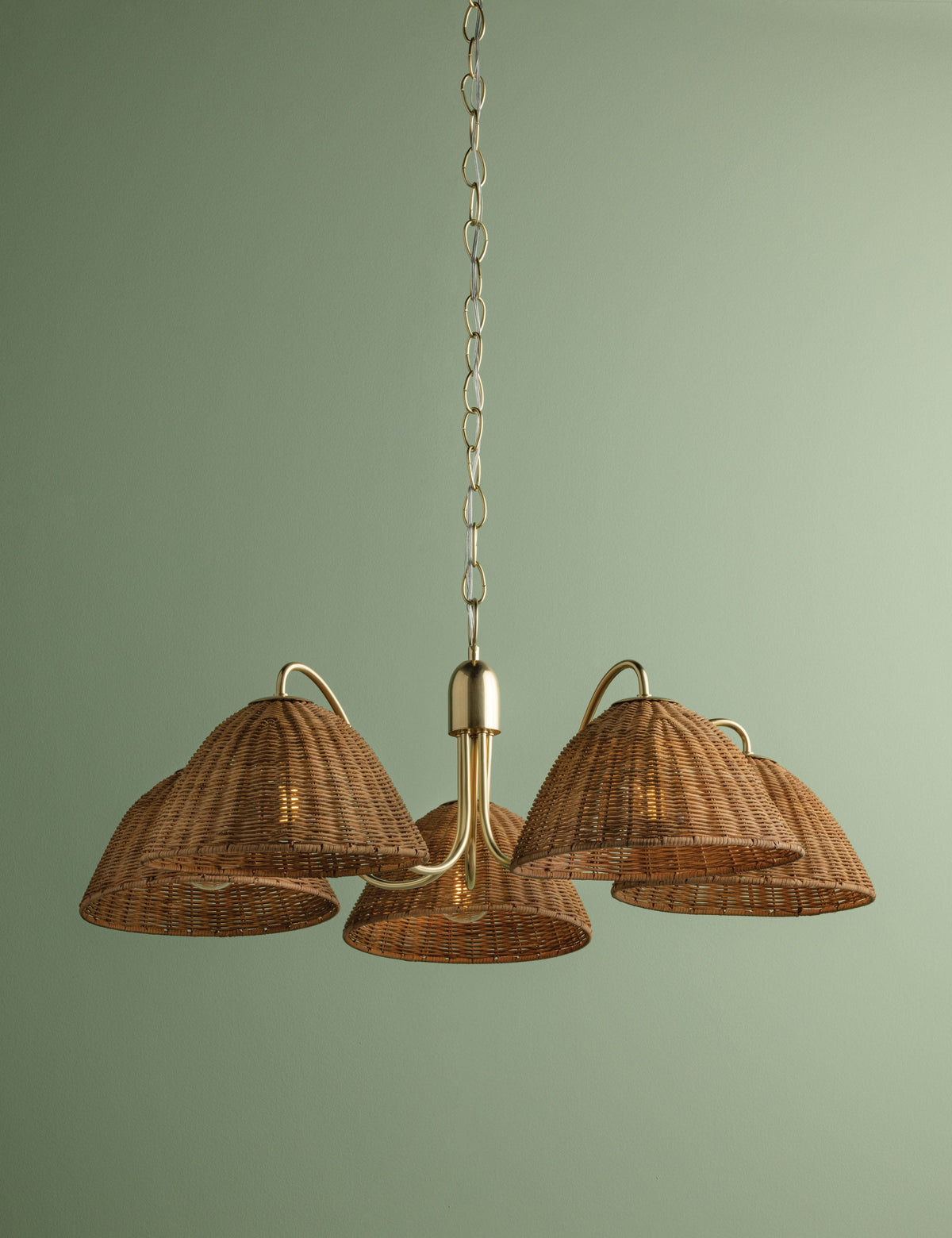 Parnay Chandelier - Dining Room Chandelier Fixture for Dining Rooms in a room