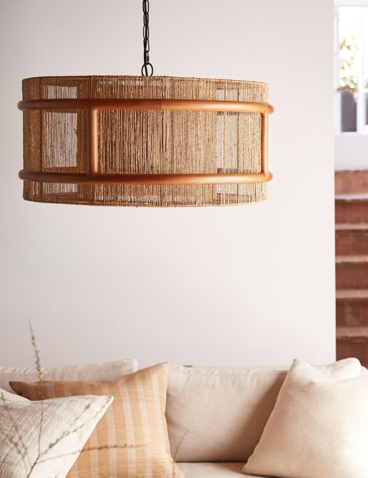 Suma Chandelier - Dining Room Chandelier Fixture for Dining Rooms in a room